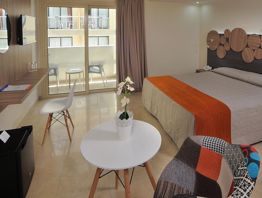 Familiekamer (2 Volwassenen + 2 Kinderen)