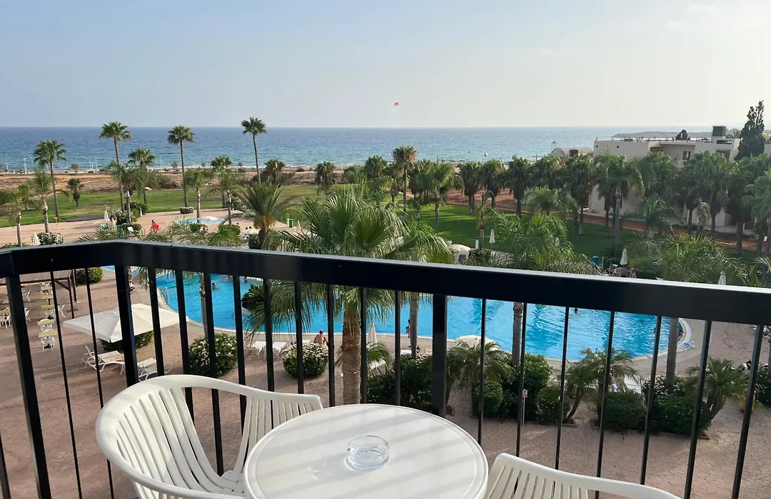 Nelia Sea Breeze-1